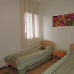 Cozy Flat With Private Garden Next To The Sea *