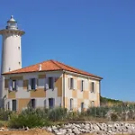 Apartmán Cozy Flat With Private Garden Next To The Sea *