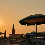 Cozy Flat With Private Garden Next To The Sea * Bibione